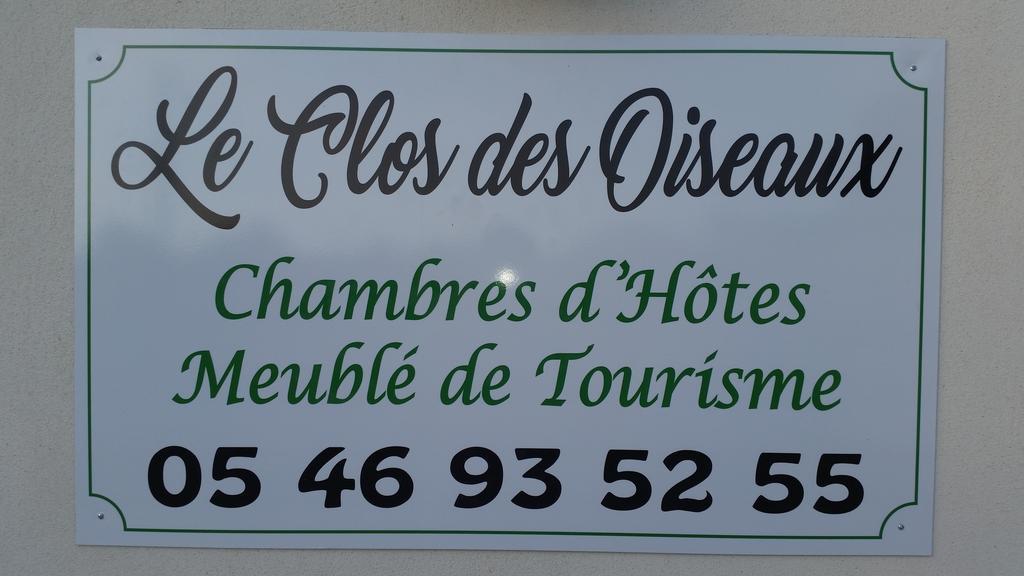 Le Clos Des Oiseaux Saintes Exteriör bild